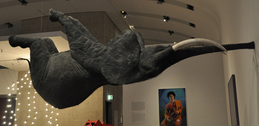 Ausstellungsansicht, Kunsthalle Wien 2012, Foto: Alexandra Matzner, mit Werken von Daniel Firman, Cindy Sherman, Jeppe Hein © bei den K??nstlern