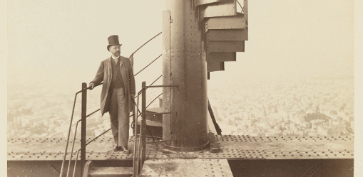 Gustave Eiffel auf der obersten Plattform des Pariser Eiffelturms, Deetail, 1889, Fotografie, Neurdein Fr?�res, Paris, 26,9 x 21,2 cm, Germanisches Nationalmuseum, N??rnberg.