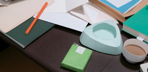 Thomas Demand, Embassy VIIa, Detail, 2007, C-Print/Diasec, 53,5 x 51 cm, Foto: Thomas Demand, Courtesy Spr??th Magers Berlin London © VBK Wien 2009.